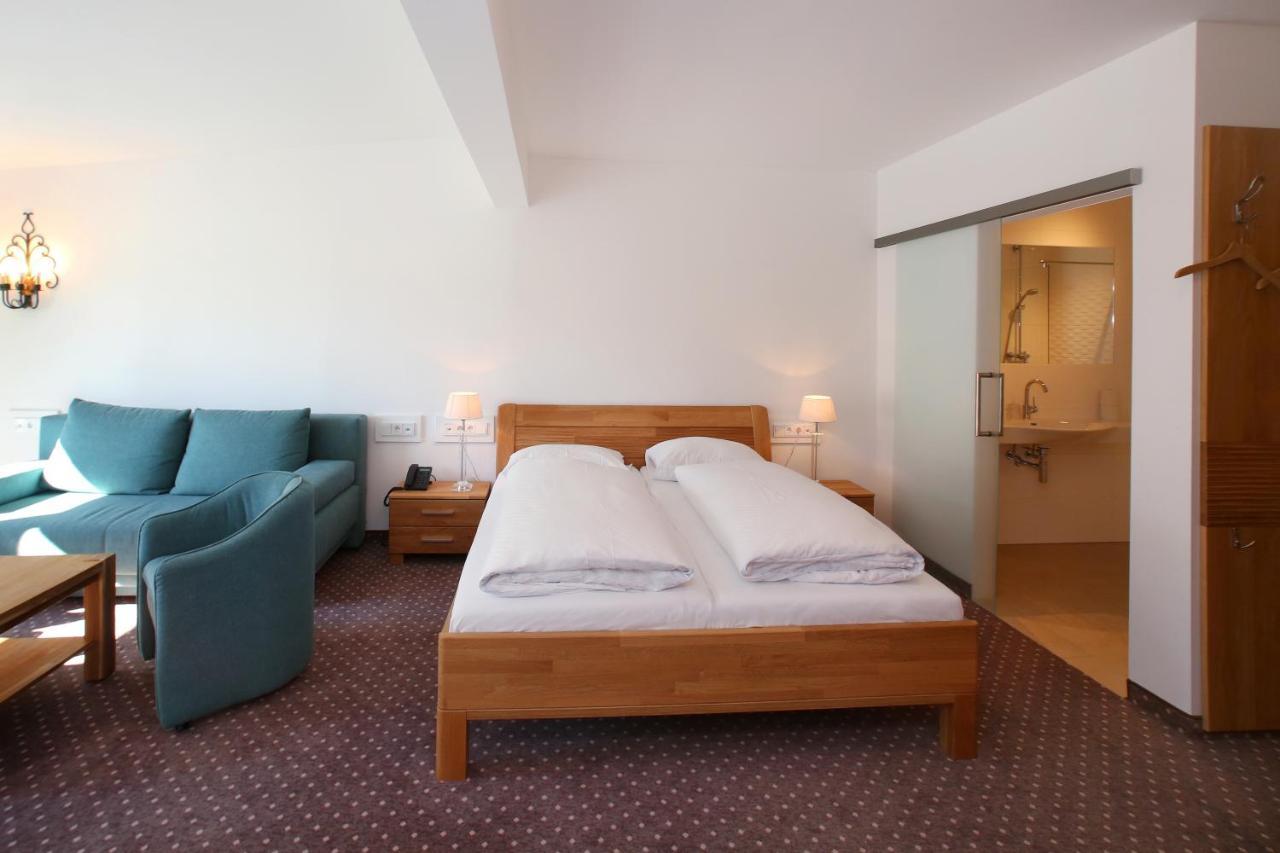 Hundsdorf  Hotel Lukashansl מראה חיצוני תמונה